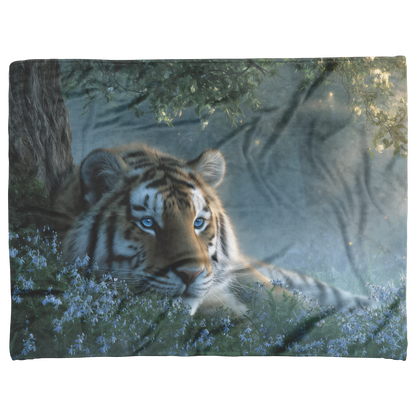 Gentle_Tiger_With_Blue_Eyes_Curled_Up_Un_H_Blanket_AS_Flat_Mockup.png_15283431