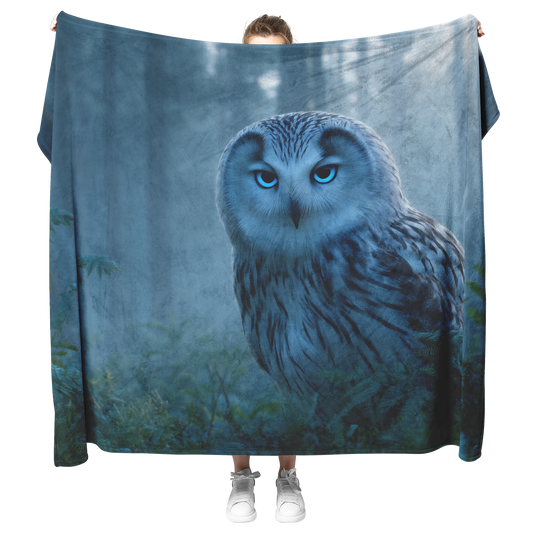 Moonlight_Owl_With_Blue_Eyes_And_Mystica_H_Blanket_Model_Mockup.png