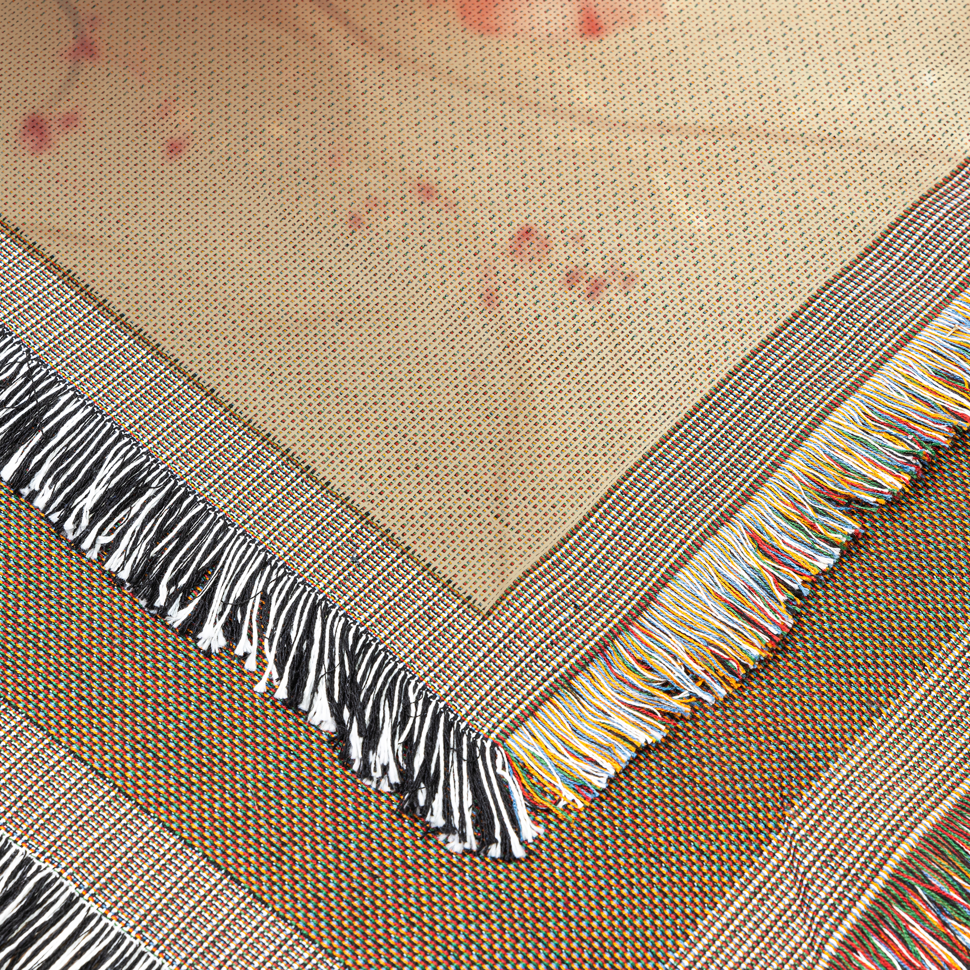 Serene_Rose_Woven_Throw_Blanket_Shimmeri_CloseUp_H_Mockup.png