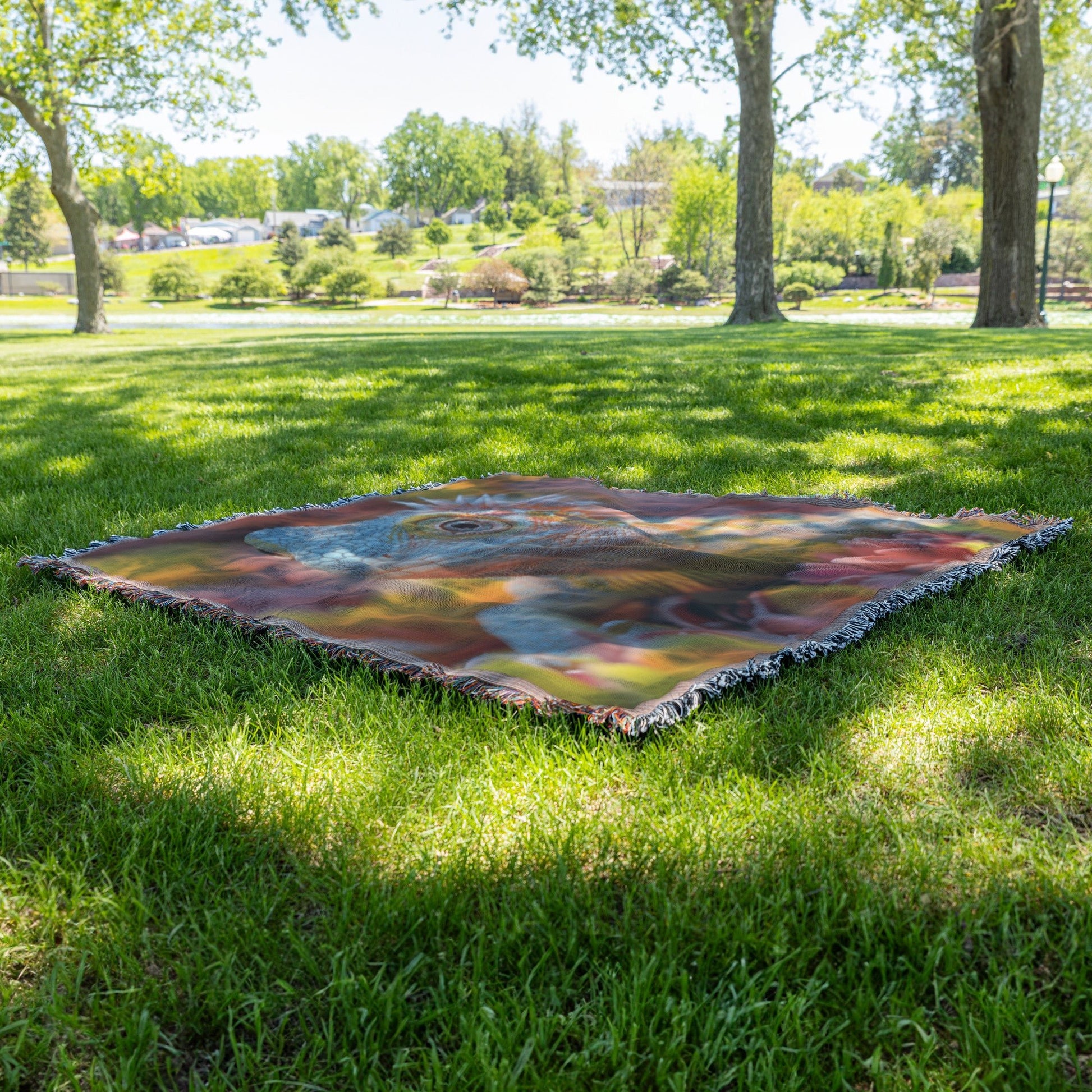 Curious Baby Lizard Throw Blanket Cozy Nature Inspired Comfort Blanket with Vibrant Wildlife for Home or Office - Awakening Righteousness